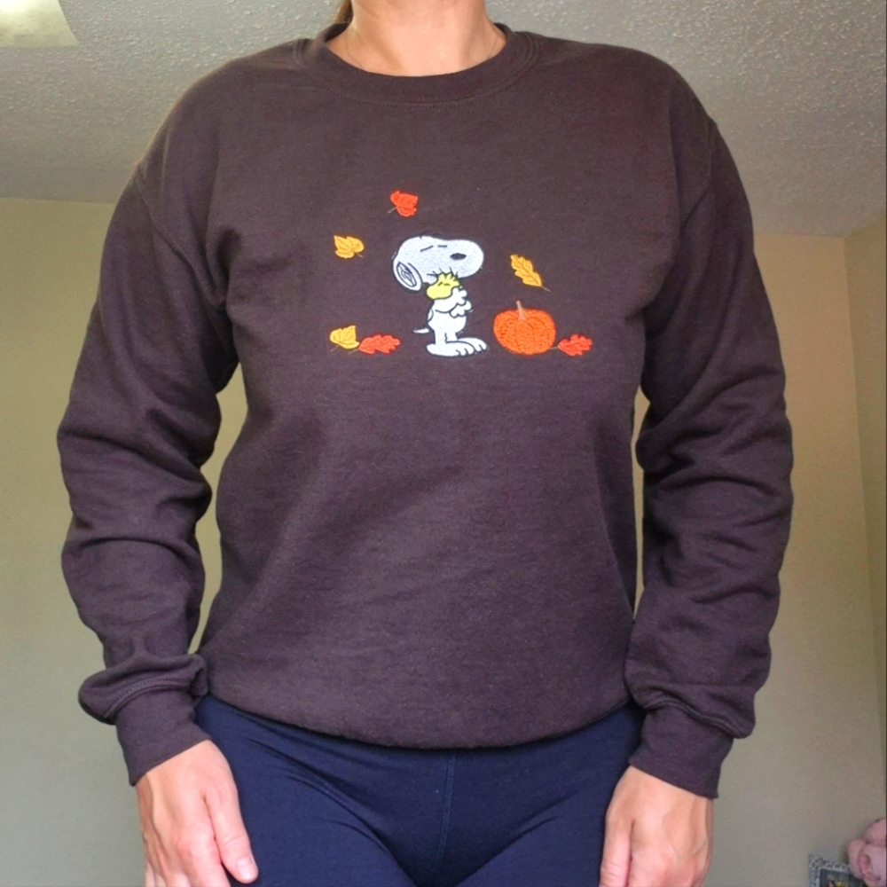 Snoopy Chocolat Crew Neck Small